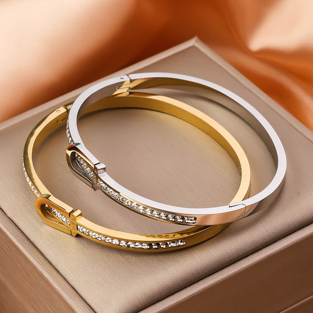 Exquisite Gold-Plated Stainless Steel Bracelet - U4RIA